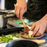 Šuhajíci na panvici - 57449469_2905285276178760_6619165986119483392_o