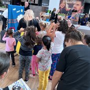 Hurá škola, oc galéria vás volá - IMG_7572